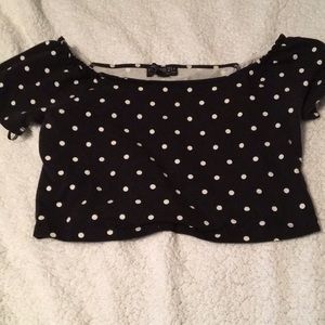 Cap sleeve polka dot Forever 21+ crop top.